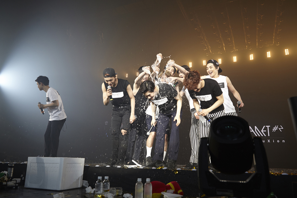 Smtownnow Update Exo The Exo Luxion In Bangkok Exochocolate Livejournal